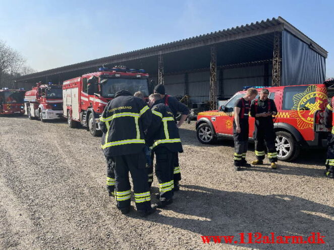 Brand på Randbøl Hede. Frederikshåbvej Randbøl. 17/04-2021. Kl. 15:22.