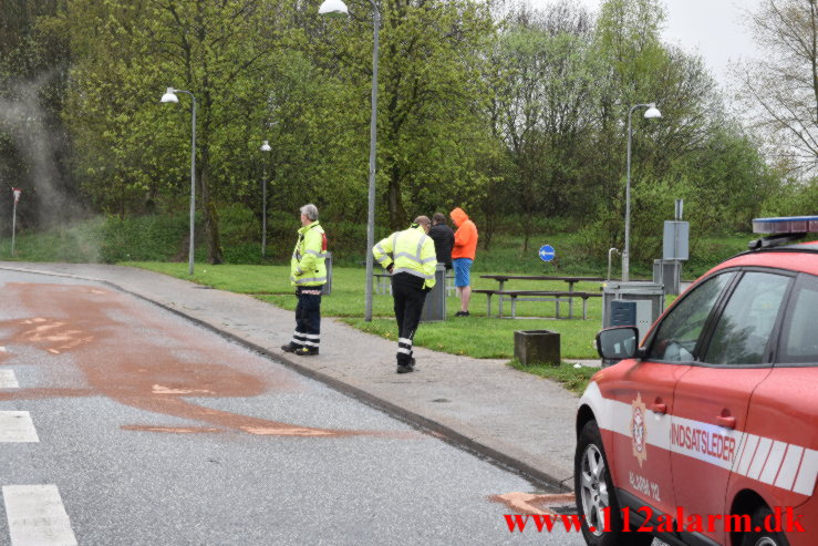 Større Benzin udslip. Rasteplads S E45 ved Vejle. 12/05-2021. Kl. 10:00.