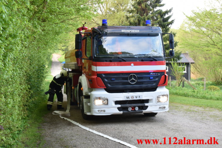 Brand i Kolonihavehus. Engvasen i Vejle. 18/05-2021. KL. 06:05.