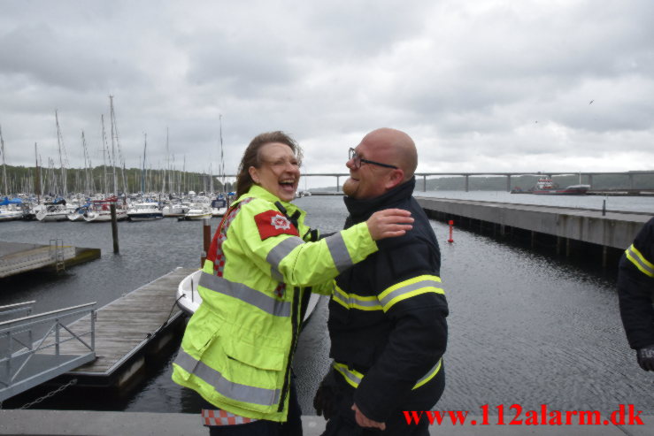 Tømmer stak ud over kanten. Havneøen 7100 Vejle. 23/05-2021. KL. 09:47.