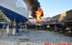 Explosion i sejlskib på land. Dyrskuevej i Vejle. 01/06-2021. Kl. 20:43.