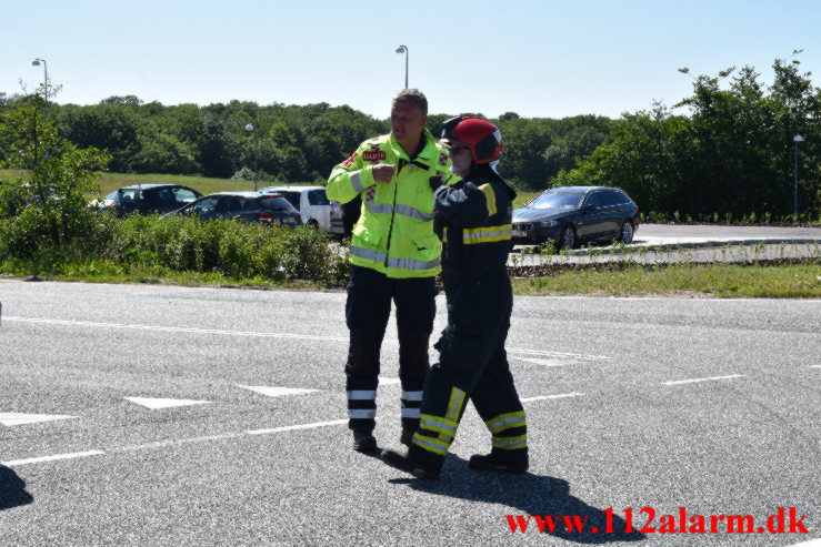 Ild i kassevogn. Grønlandsvej i Vejle. 28/06-2021. Kl. 15:18.