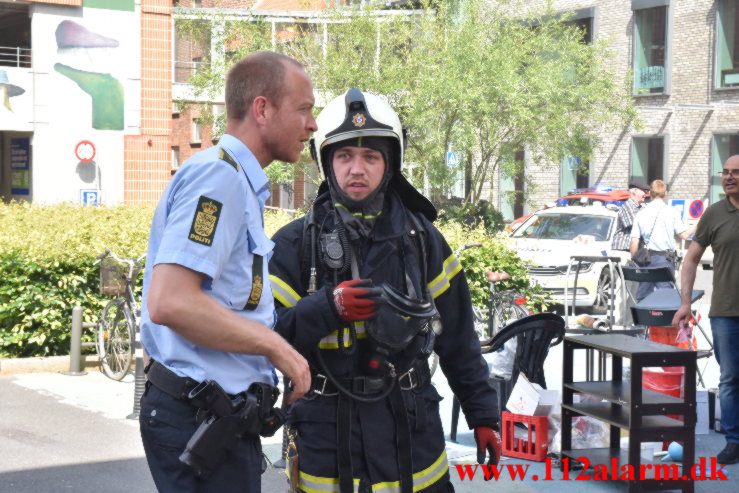 Ild i kælderen på den gamle Vejle Brandstation. Anlæget 6.C i Vejle. 04/07-2021. Kl. 15:10.