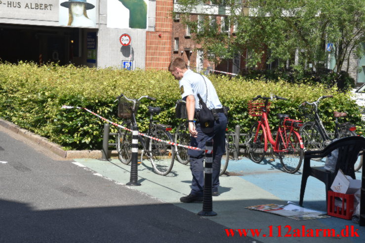 Ild i kælderen på den gamle Vejle Brandstation. Anlæget 6.C i Vejle. 04/07-2021. Kl. 15:10.