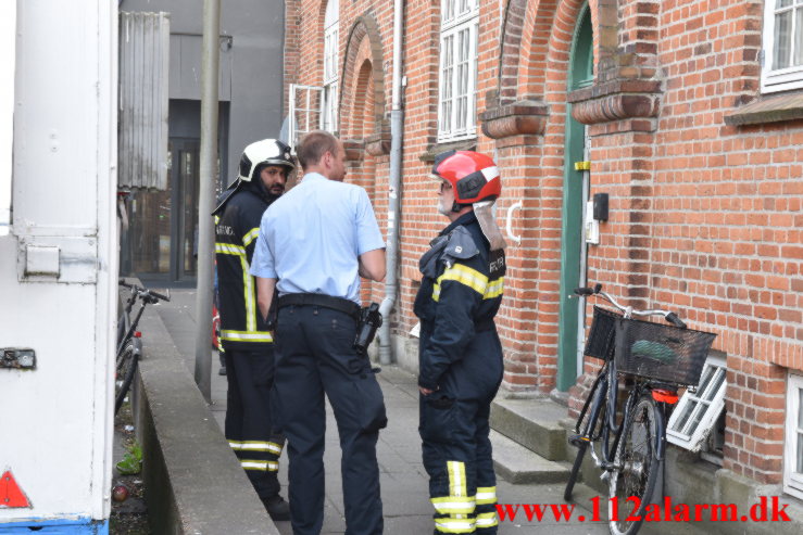 Ild i kælderen på den gamle Vejle Brandstation. Anlæget 6.C i Vejle. 04/07-2021. Kl. 15:10.