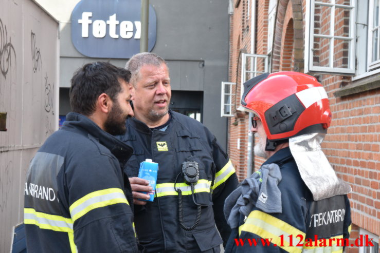 Ild i kælderen på den gamle Vejle Brandstation. Anlæget 6.C i Vejle. 04/07-2021. Kl. 15:10.