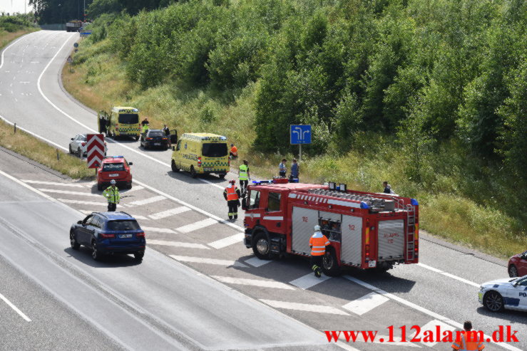 FUH med fastklemt på rampen. Motorvejen E45 ved Vejle. 12/07-2021. Kl. 15:54.