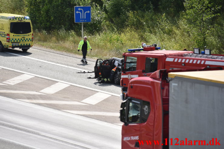 FUH med fastklemt på rampen. Motorvejen E45 ved Vejle. 12/07-2021. Kl. 15:54.