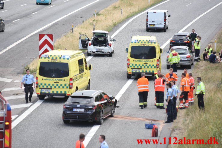 FUH med fastklemt på rampen. Motorvejen E45 ved Vejle. 12/07-2021. Kl. 15:54.