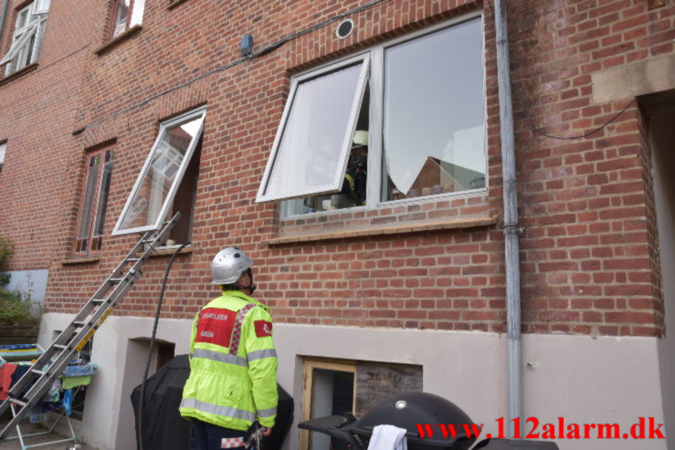 Brand i butik. Vesterbrogade i Vejle. 17/07-2021. Kl. 20:48.