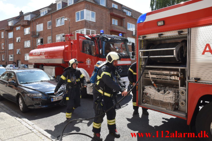 Brand i Lejlighed. Svendsgade i Vejle. 19/07-2021. Kl. 12:34.