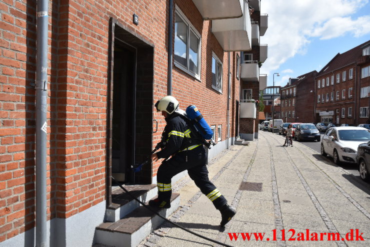 Brand i Lejlighed. Svendsgade i Vejle. 19/07-2021. Kl. 12:34.