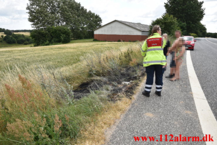 Mindre brand. Koldingvej ved Højen. 19/07-2021. Kl. 13:55.