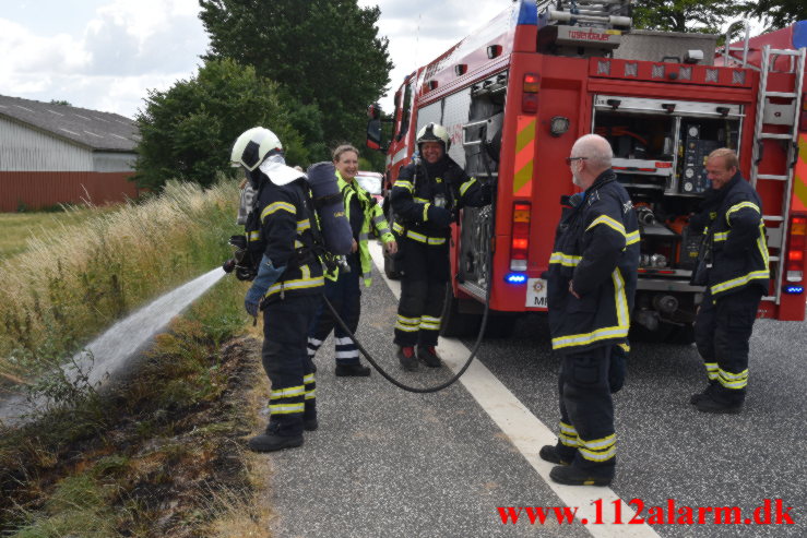 Mindre brand. Koldingvej ved Højen. 19/07-2021. Kl. 13:55.