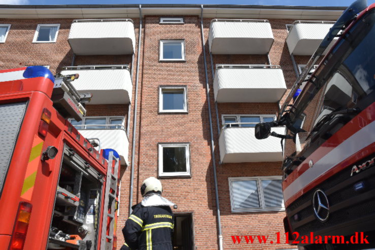 Brand i Lejlighed. Svendsgade i Vejle. 19/07-2021. Kl. 12:34.