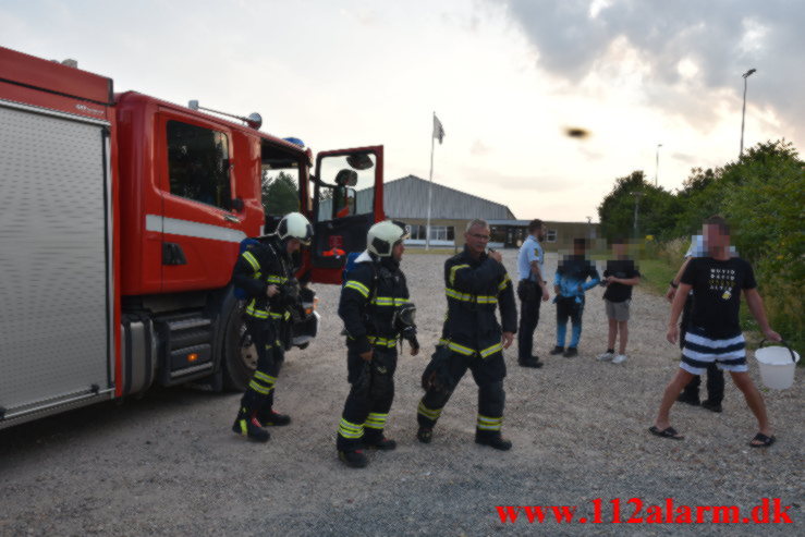 Mindre Brand ved Nørremarkshallen. Grundet Bygade på Nørremarken i Vejle. 24/07-2021. Kl. 20:20.