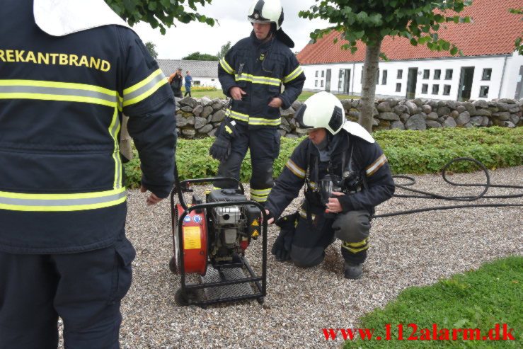 Brand i kapellet. Kollerup Kirke. 03/08-2021. Kl. 11:03.