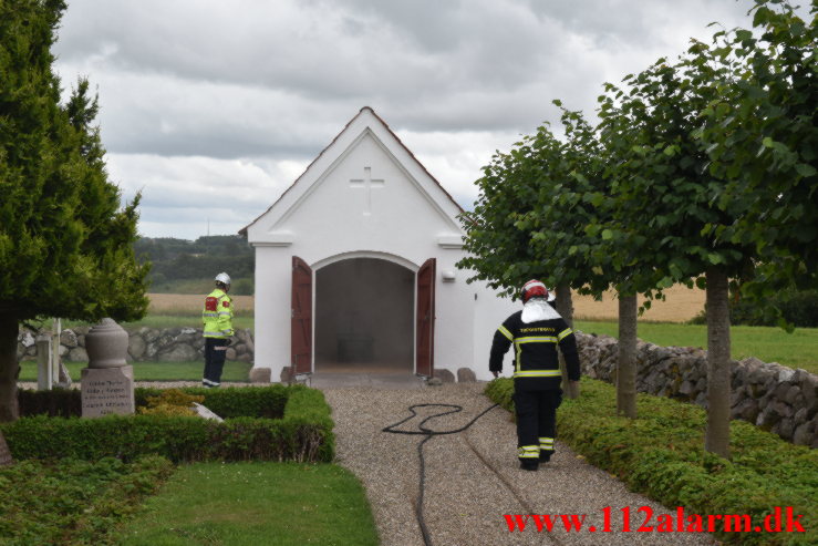 Brand i kapellet. Kollerup Kirke. 03/08-2021. Kl. 11:03.