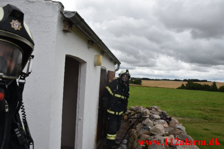 Brand i kapellet. Kollerup Kirke. 03/08-2021. Kl. 11:03.