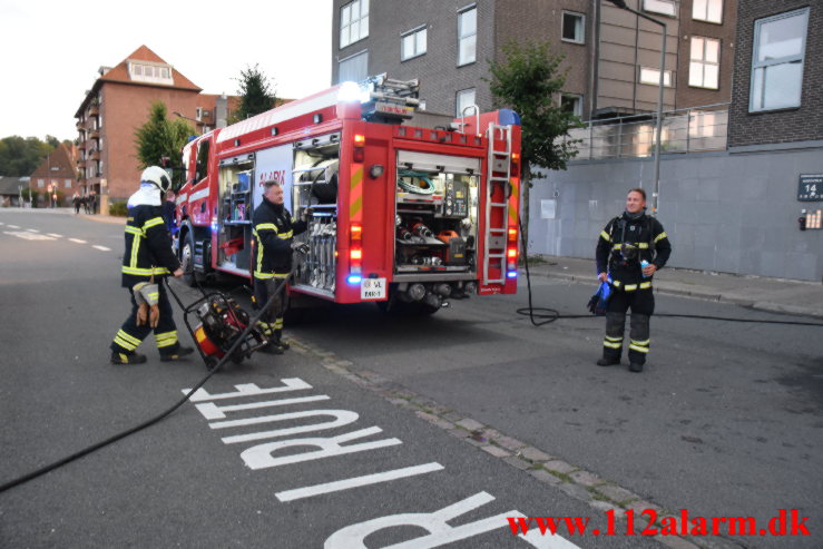 Brand i en Polsk bus. Banegården i Vejle. 13/08-2021. KL. 20:46.