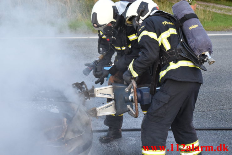 Bilbrand. Hovedvejen ved Viuf. 19/08-2021. Kl. 20:18.