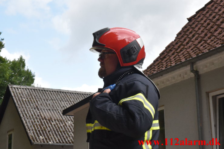 Brand i Villa. Frøkær Skovvej i Vejle. 21/08-2021. KL. 12:38.