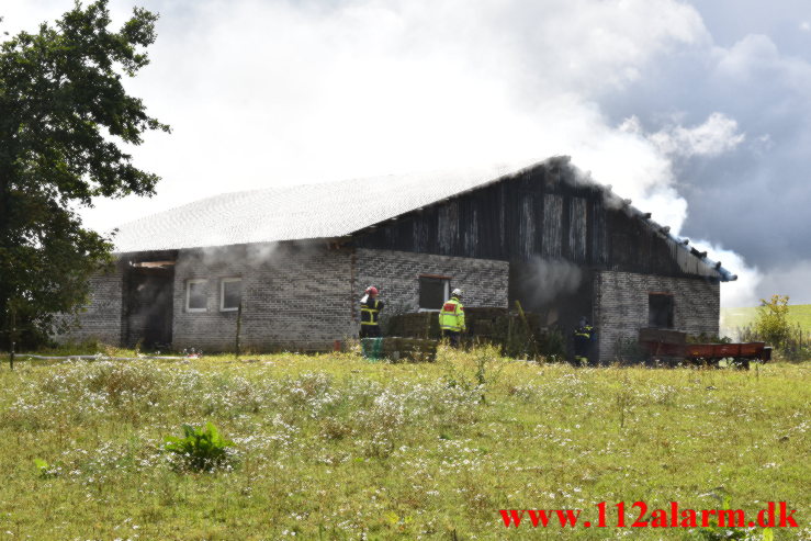 Gårdbrand. Mørkholtvej ved Randbøl. 27/08-2021. Kl. 14:10.