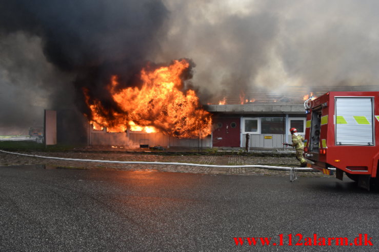 Brand i Industribygning. Frederik Winthers Vej i Horsens. 27/9-2021. KL. 15:22.