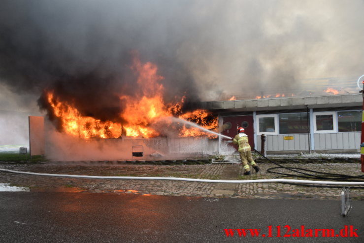 Brand i Industribygning. Frederik Winthers Vej i Horsens. 27/9-2021. KL. 15:22.