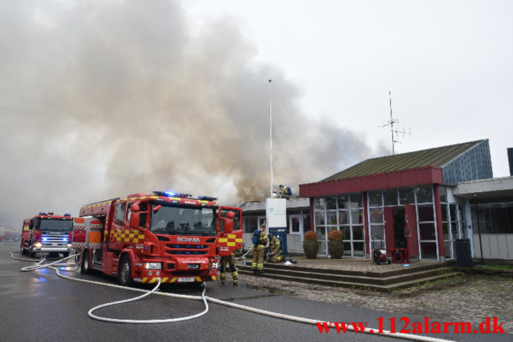 Brand i Industribygning. Frederik Winthers Vej i Horsens. 27/9-2021. KL. 15:22.