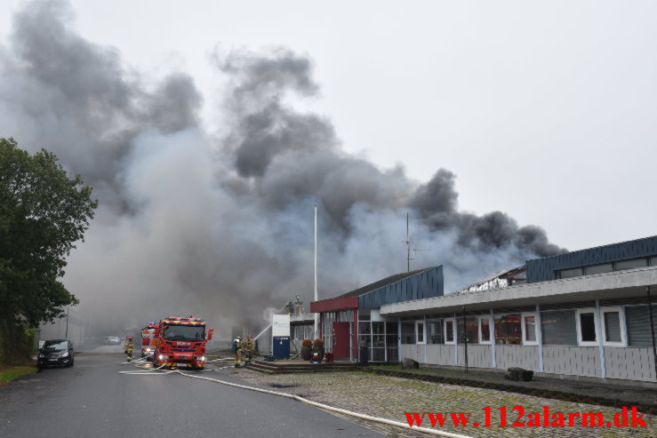 Brand i Industribygning. Frederik Winthers Vej i Horsens. 27/9-2021. KL. 15:22.