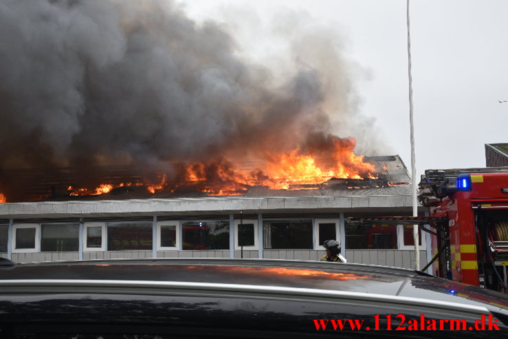 Brand i Industribygning. Frederik Winthers Vej i Horsens. 27/9-2021. KL. 15:22.