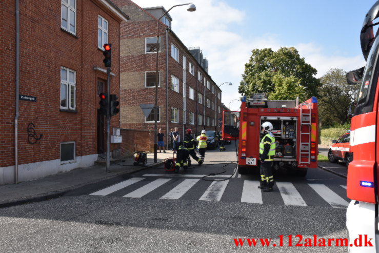 Brand i ejendom. Ørstedsgade 50 i Vejle. 02/09-2021. Kl. 14:10.