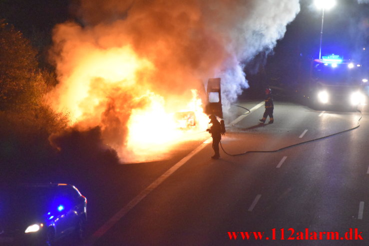 Bilbrand. Østjyske Motorvej e45 ved 106 Km. 04/09-2021. KL. 23:08.