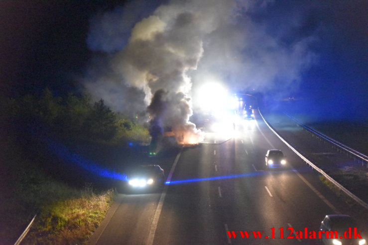 Bilbrand. Østjyske Motorvej e45 ved 106 Km. 04/09-2021. KL. 23:08.