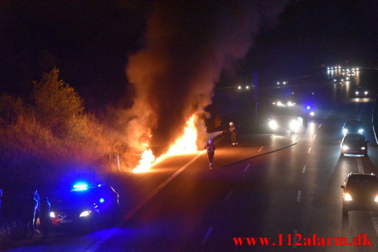 Bilbrand. Østjyske Motorvej e45 ved 106 Km. 04/09-2021. KL. 23:08.