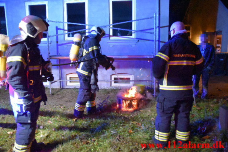 Ild i Villa/Rækkehus. Vejlevej ude ved Hørup. 16/10-2021. Kl. 22:51.