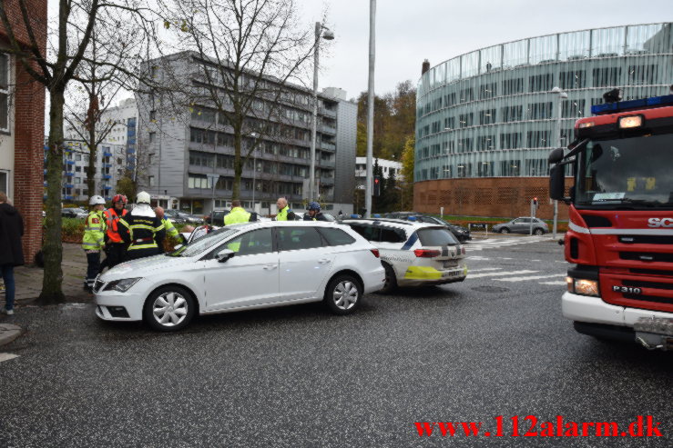 FUH med fastklemt. Nørrebrogade i Vejle. 08/11-2021. KL. 14:11.