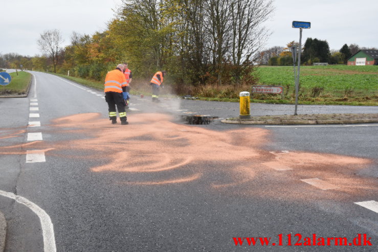 Mindre Forurening efter FUH. Sødovervej og Ballevej ved Bredsten. 11/11-2021. Kl. 08:30.