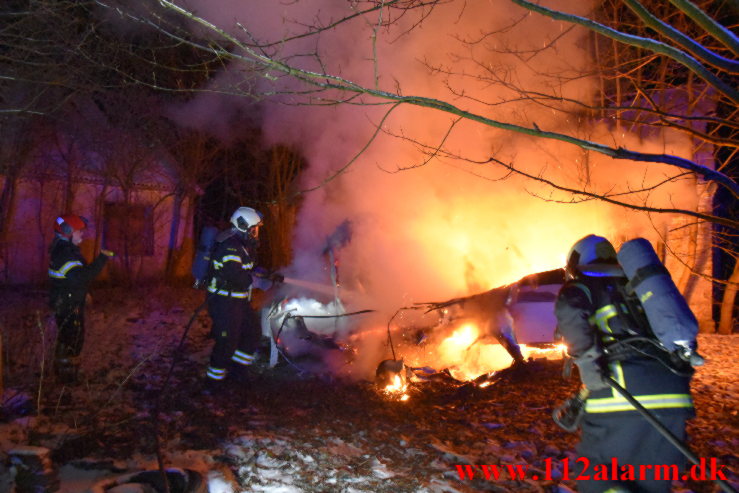 Brand i campingvogn på ubeboet gård. Grønlandsvej i Vejle. 26/12-2021. KL. 20:30.