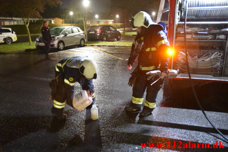 2 Stk. Container brand. Søndermarken i Vejle. 29/12-2021. Kl. 21:25.