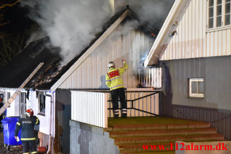 Voldsom brand i fyrrum. Fredericiavej ved Skærup. 14/01-2022. KL. 21:57.