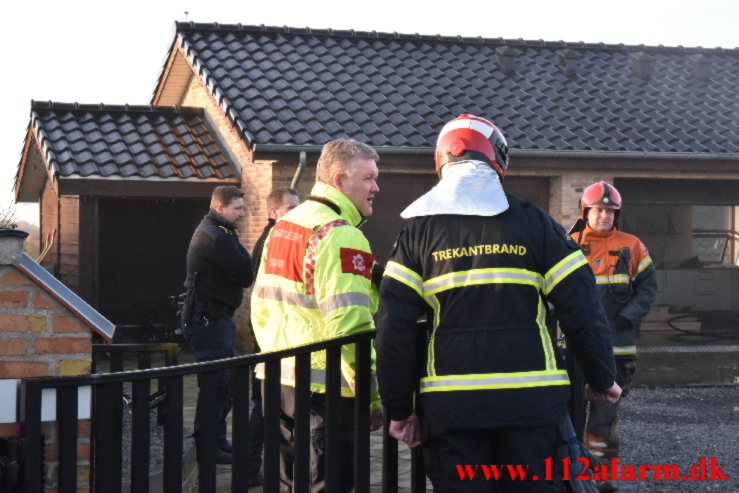 Brand i Villa. Horskær Mosevej i Jerlev. 14/01-2022. Kl. 14:52.