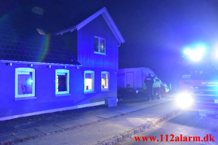 Brand i Villa. Grejsdalsvej i Grejsdalen. 14/01-2022. KL. 18:16.