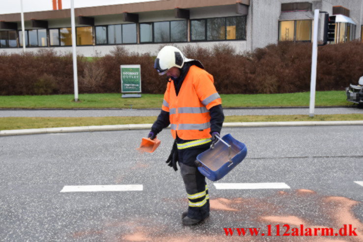 Mindre trafikuheld. Juulsbjergvej i Bredballe. 24/01-2022. KL. 10:11.