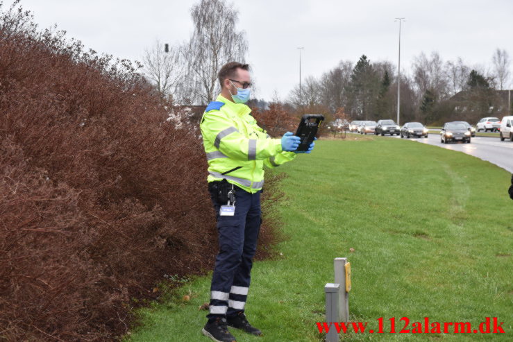 Mindre trafikuheld. Juulsbjergvej i Bredballe. 24/01-2022. KL. 10:11.