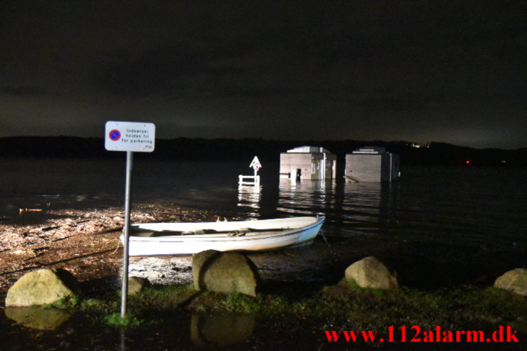 En lille Redningsaktion. Strandvejen i Bredballe. 30/01-2022. Kl. 19:41.