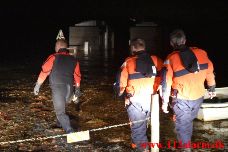 En lille Redningsaktion. Strandvejen i Bredballe. 30/01-2022. Kl. 19:41.