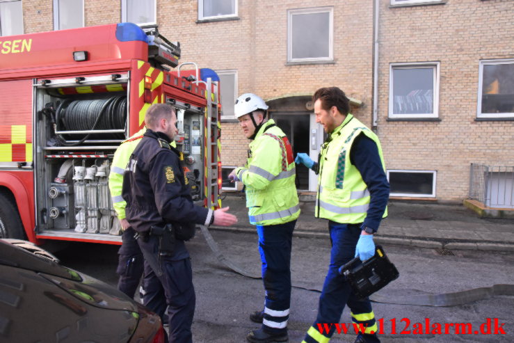 Dramatisk brand i lejlighed. Finlandsvej 6 i Vejle. 12/02-2022. KL. 07:48.