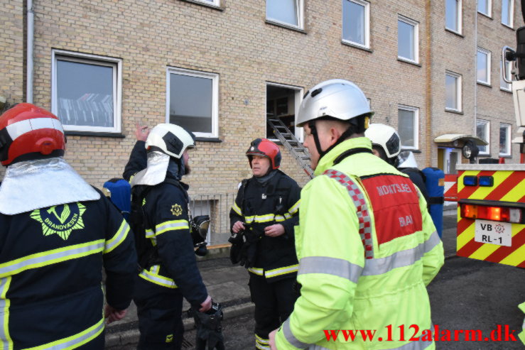 Dramatisk brand i lejlighed. Finlandsvej 6 i Vejle. 12/02-2022. KL. 07:48.